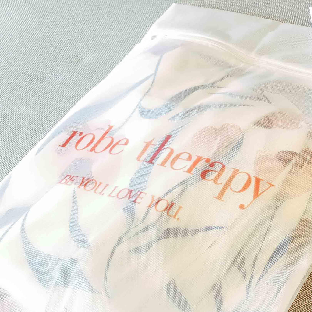 Robe Therapy Washbag - Lounging and sleepwear luxury robes